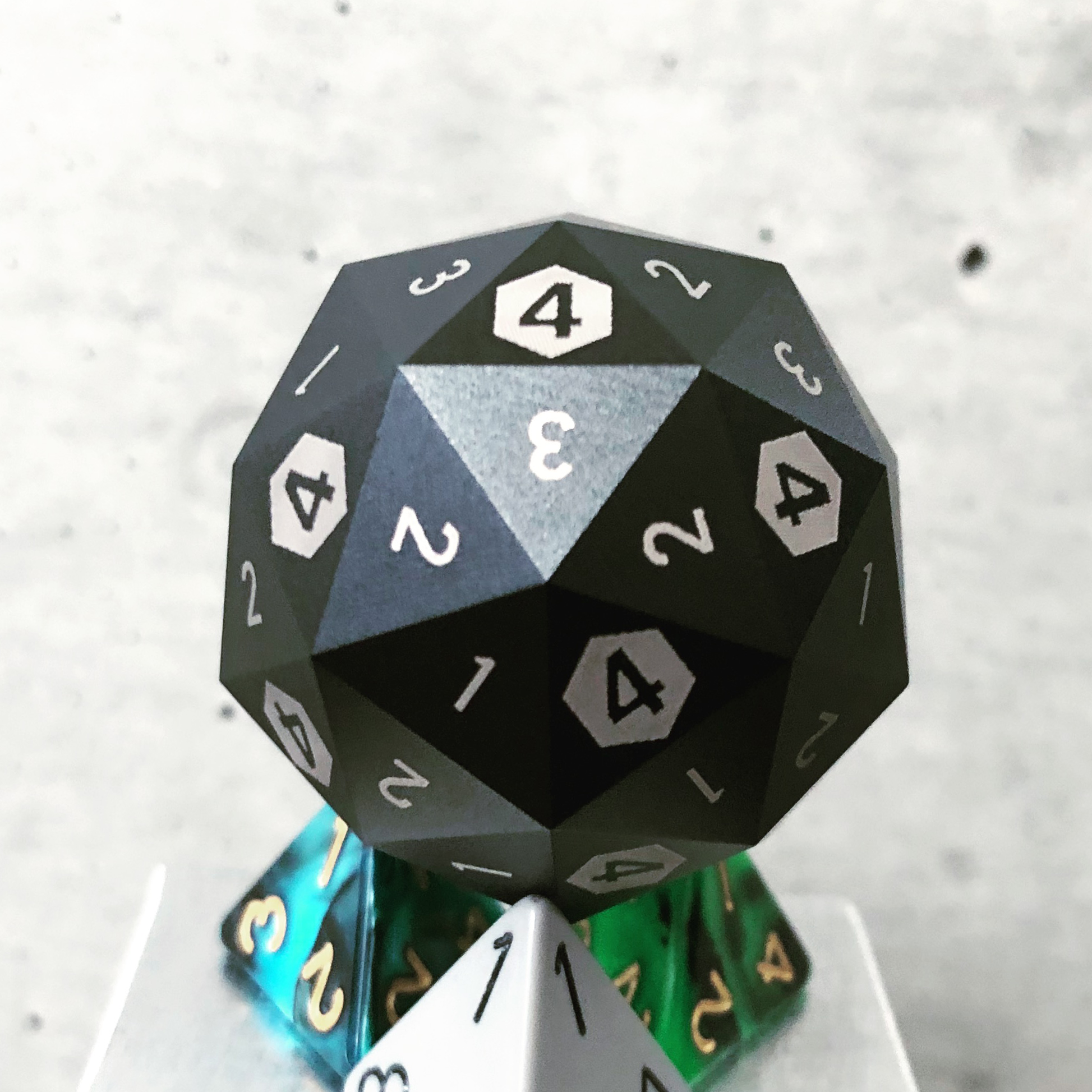 60-sided d4
